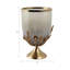Porte-bougie ouragan en verre avec porte-feuille sculpté en métal Home Modern-106920315