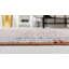 Tapis traditionnel rouge-770656813