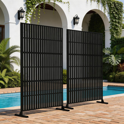Metal Privacy Screen With Block Pattern