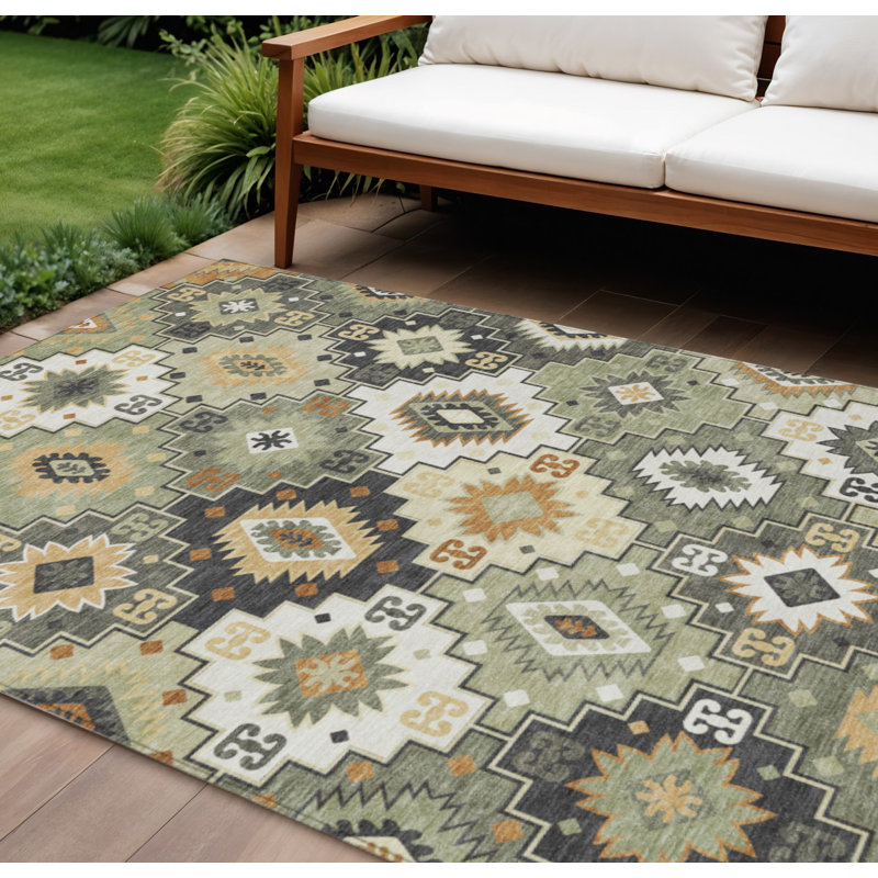 Tapis lavable intérieur et extérieur 8 pi x 10 pi vert or et charbon Southwestern
