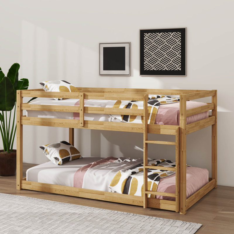 Lit superposé bas simple en bois d'hévéa avec échelle, Naturel