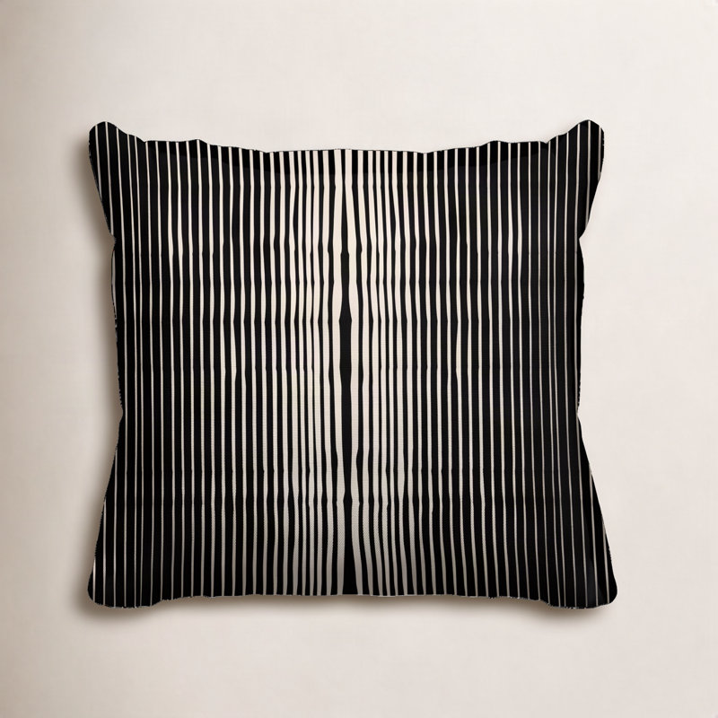 Coussin intérieur / extérieur Ash River, L 17 po x H 17 po, Noir