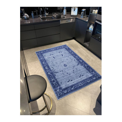 Washable Traditional Patterned Snowflake Motif Decorative Woven Area Rug