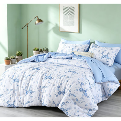 Queen 7-Piece Reversible Comforter Set Bed in a Bag 90x90