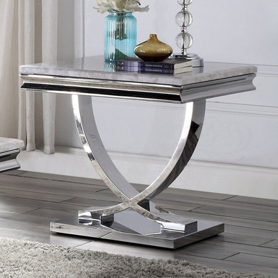 Table de bout 1Pc de style moderne glam 18mm en faux marbre sur la base de la base en acier inoxydable avec structure en métal et finition chromée - non incluse