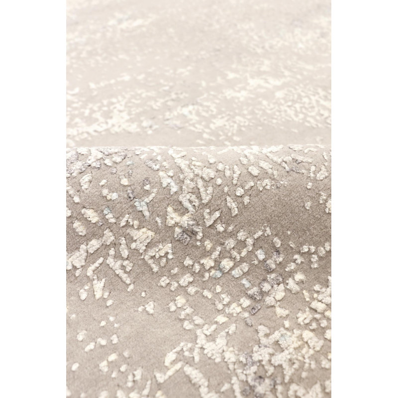 Handmade Silk and Wool Abstract Area Rug