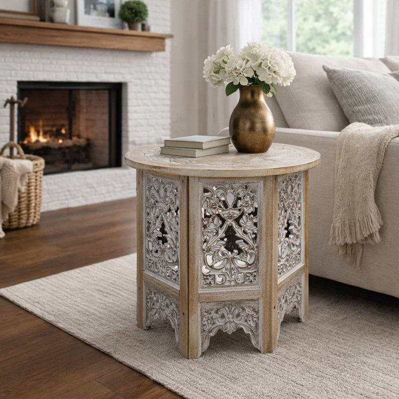 Table d'appoint décorative, plateau rond de 24 po, motifs floraux découpés en bois de manguier, blanc délavé