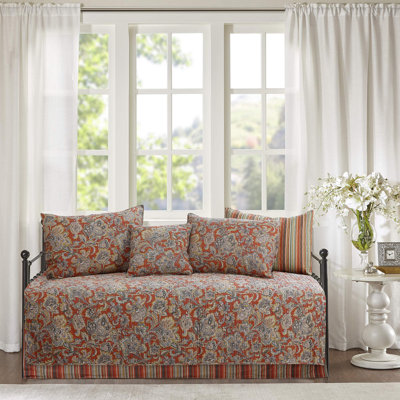 Traditional Cotton Paisley Quilt