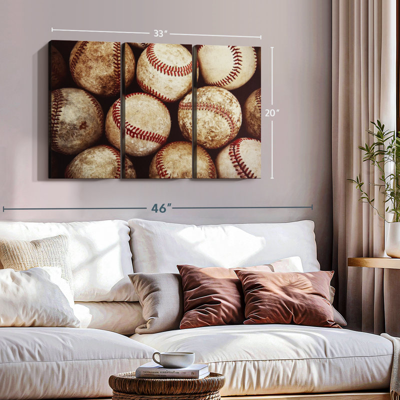 «Baseball» sur toile, H 20 po x l 33 po x P 1,25 po
