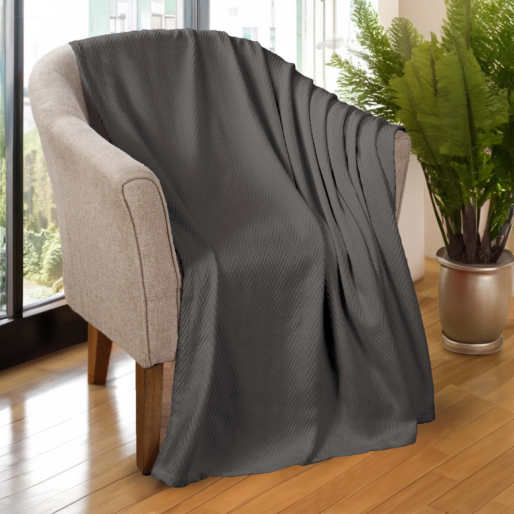 Jareth Woven Metro Zig-Zag All-Season Cotton Blanket, Charcoal, King