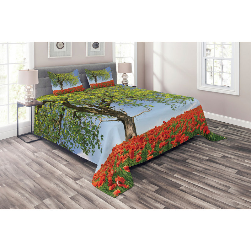 Poppy Traditional Coverlet