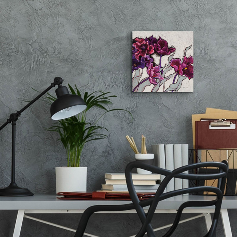 «Ruffled Tulips» par Shirley Novak, art mural en verre acrylique, H 12 po x l 12 po x P 0,13 po