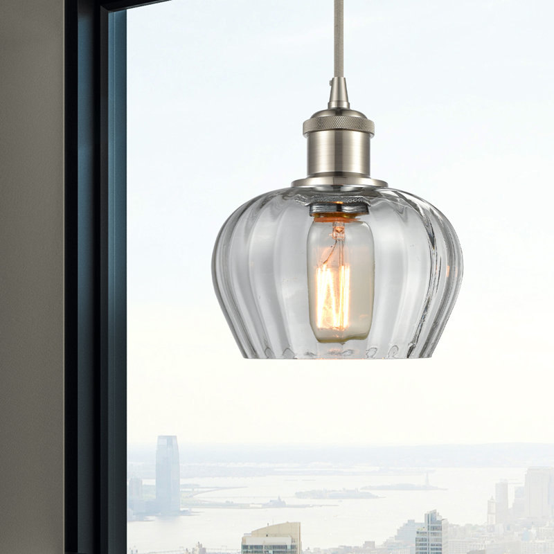 Luminaire suspendu en forme de cloche à 1 lumière Patrina, Nickel satiné brossé, Transparent, Ampoule DEL 6 watts Vinage