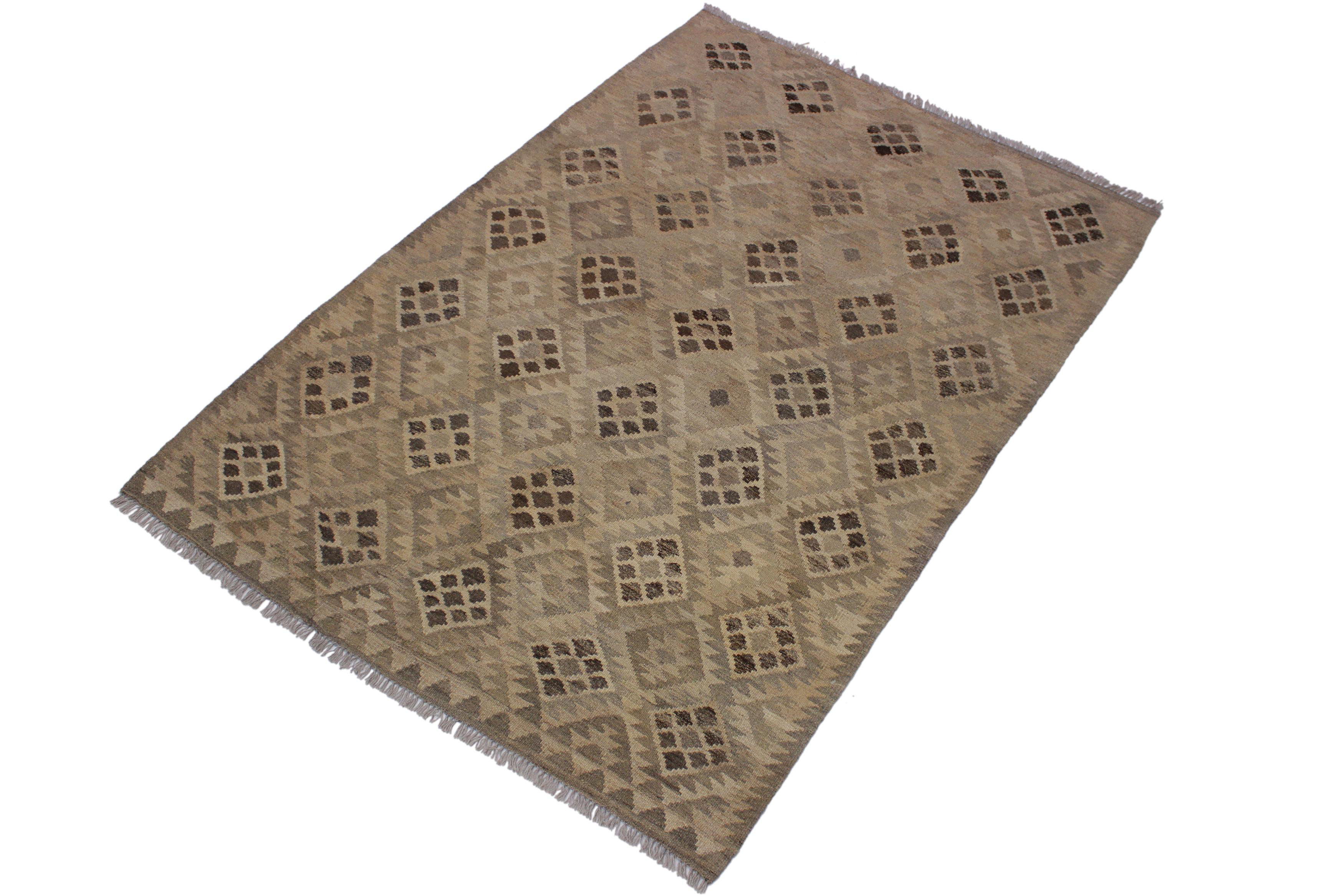Isabelline Madee Geometric Handmade Rectangle 4'6" x 6'7" Wool Area Rug ...