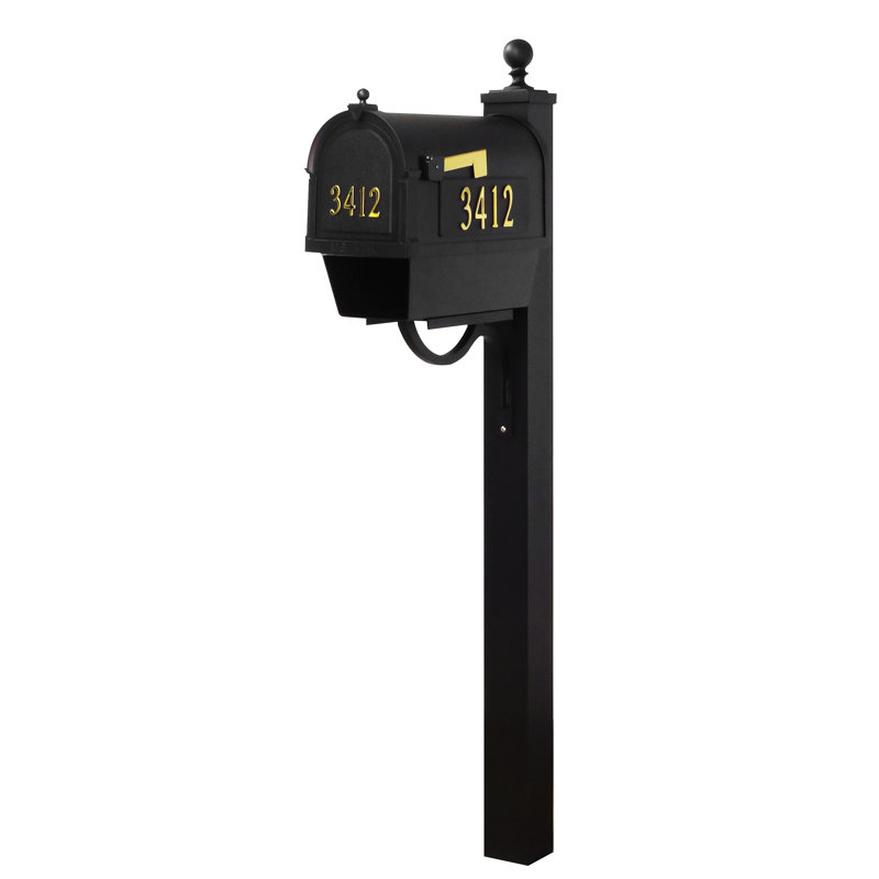 Berkshire Post Mounted Mailbox