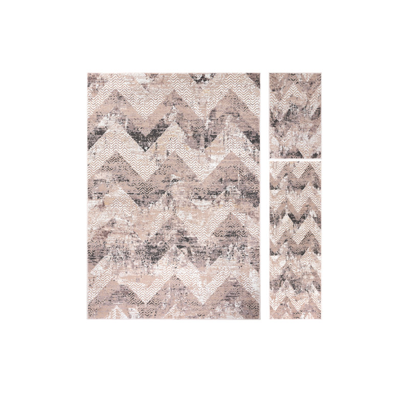 Makhia Geometric Indoor Rug