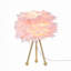 Lampe de table rose à plumes, lampe de chevet trépied en métal doré avec abat-jour en plumes douces, douille E26, lampe décorative pour chambre, salon ou salle à manger, ampoule non incluse.