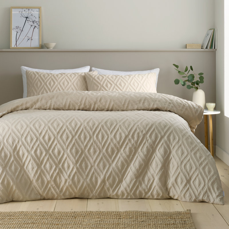 Jacob Geo Soft Touch Duvet Cover Set, Double Duvet Cover + 2 Standard Pillowcases, Beige