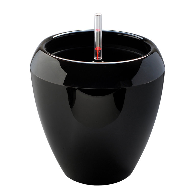 Kamouri Pot Planter, 8" H x 7" W x 7" D, Black