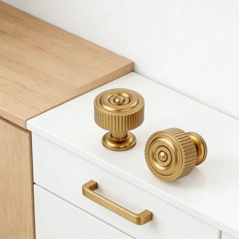 Paquet de 10 boutons d'armoire bronze champagne, poignées de tiroir robustes en alliage de zinc pour commode de salle de bain, quincaillerie d'installation à un trou