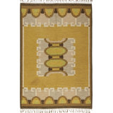 Tapis à tissage plat brun / beige / jaune Mid-20e siècle rétro par Ingegerd Silow 6 pi 6 po x 9 pi 3 po