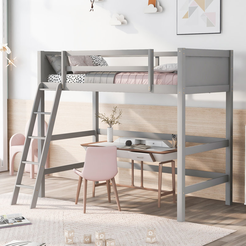 Lit mezzanine en bois massif avec échelle