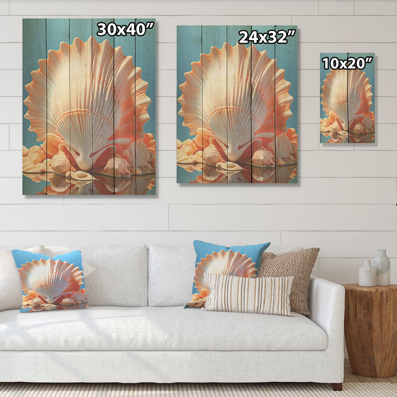Opulente coquille symbolique - coquillage sur bois de pin naturel, H 32 po x l 24 po