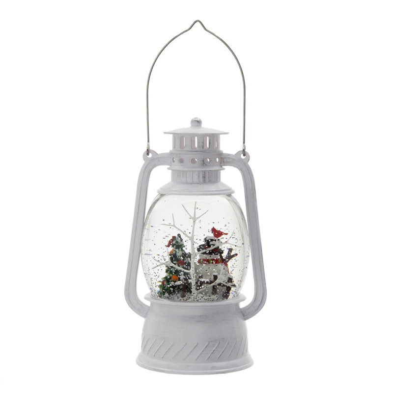 Lanterne blanche en plastique / résine de 4,7 po x 4,7 po x 8,3 po avec bonhomme de neige et conduit d'arbre / filage à l'eau / minuterie de 6 heures, 3 piles AA requises