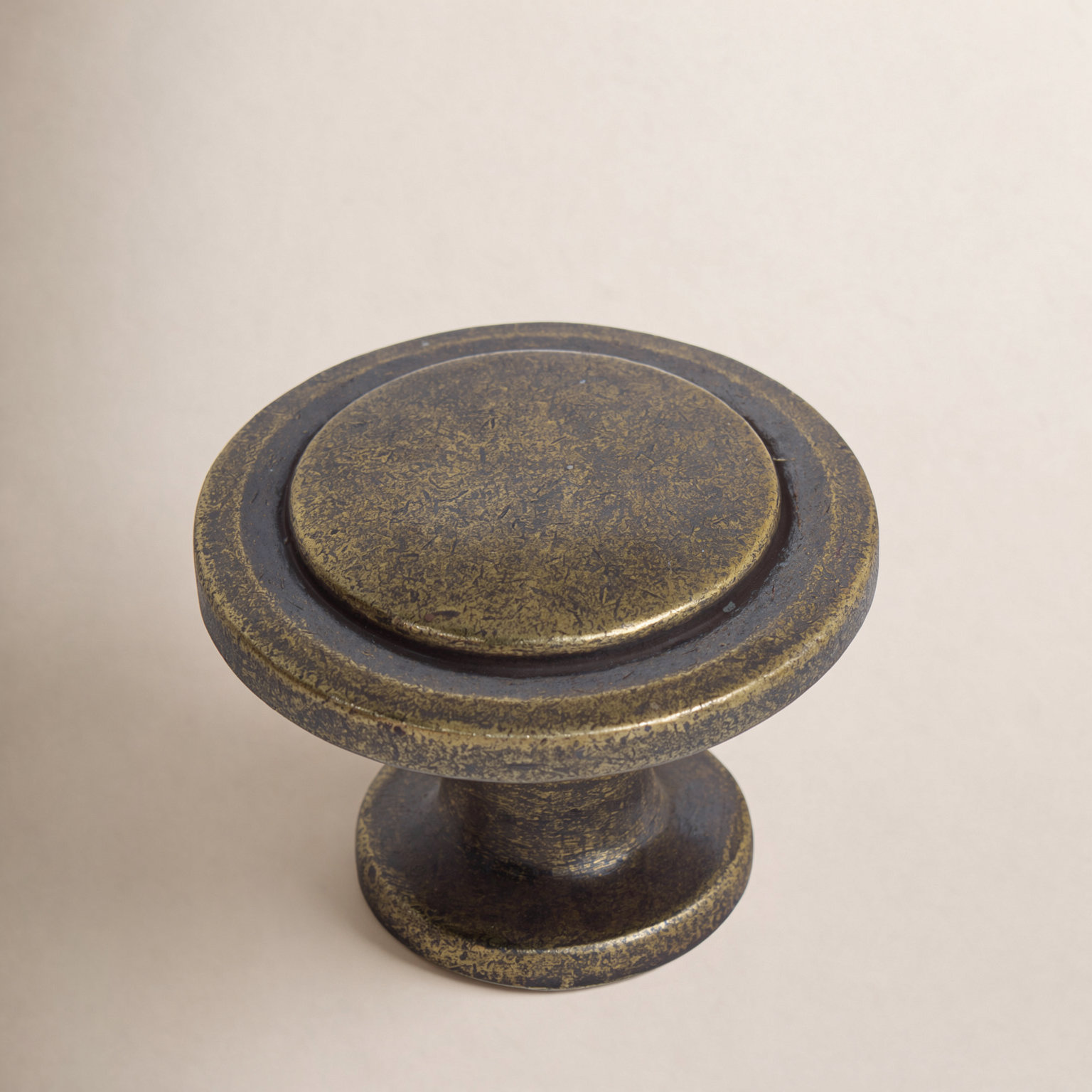1 1/4" Diameter Mushroom Knob Multipack, Antique Brass