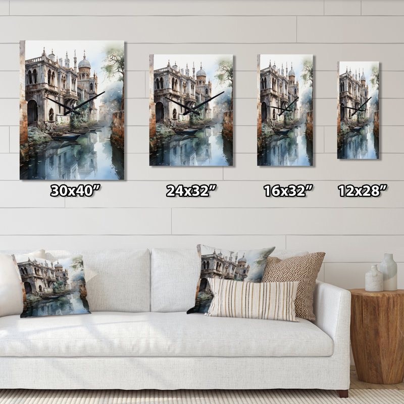 Encre monochromatique beige Passage - Très grandes horloges murales Cityscapes, H 40 po x l 30 po x P 1 po