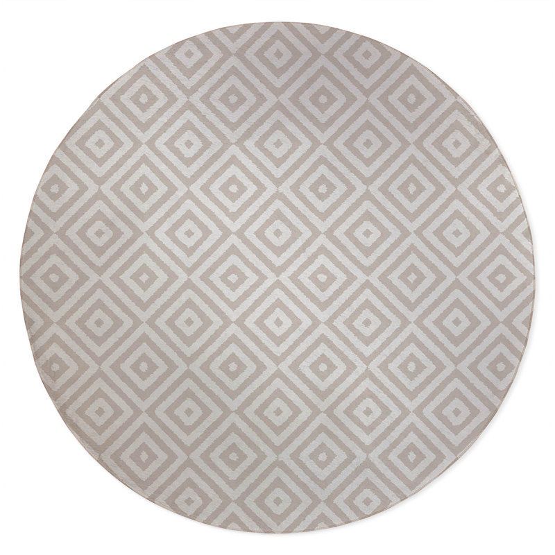 Ikat Eye Non-Slip Outdoor Rug, Round 5'