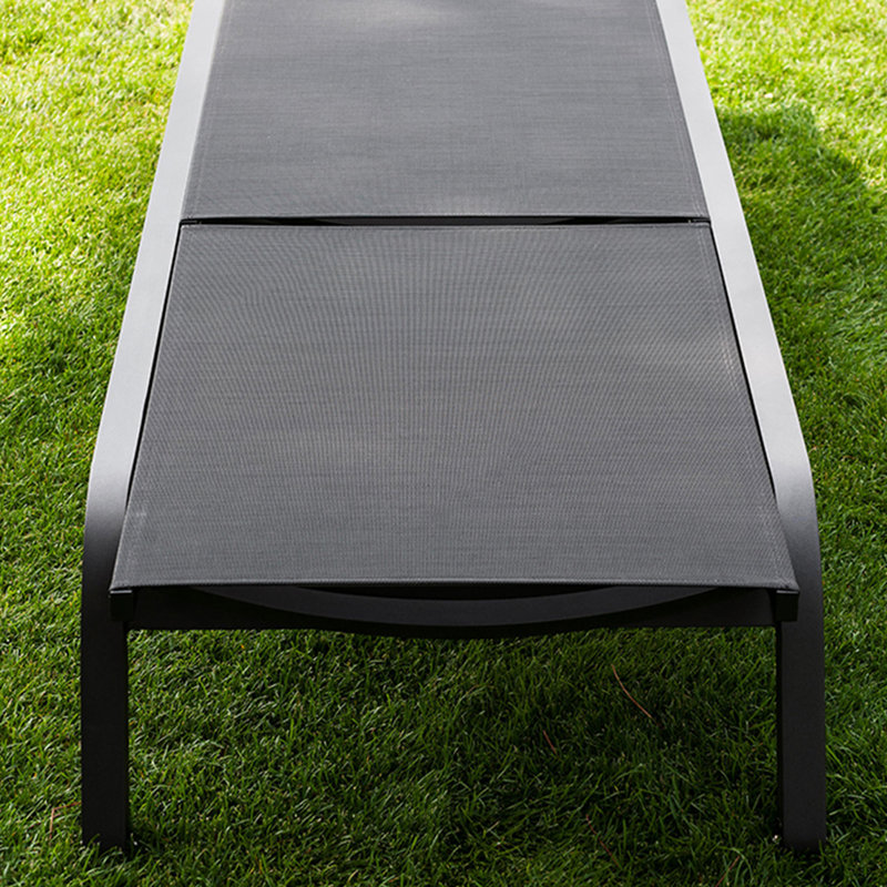 Adjustable Outdoor Lounge Chair Aluminum Frame Outdoor Chaise Lounge Set with Table