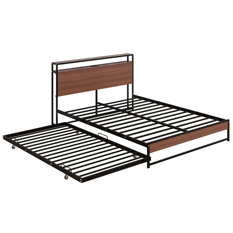 Grand lit plateforme en métal Tinie, Noir