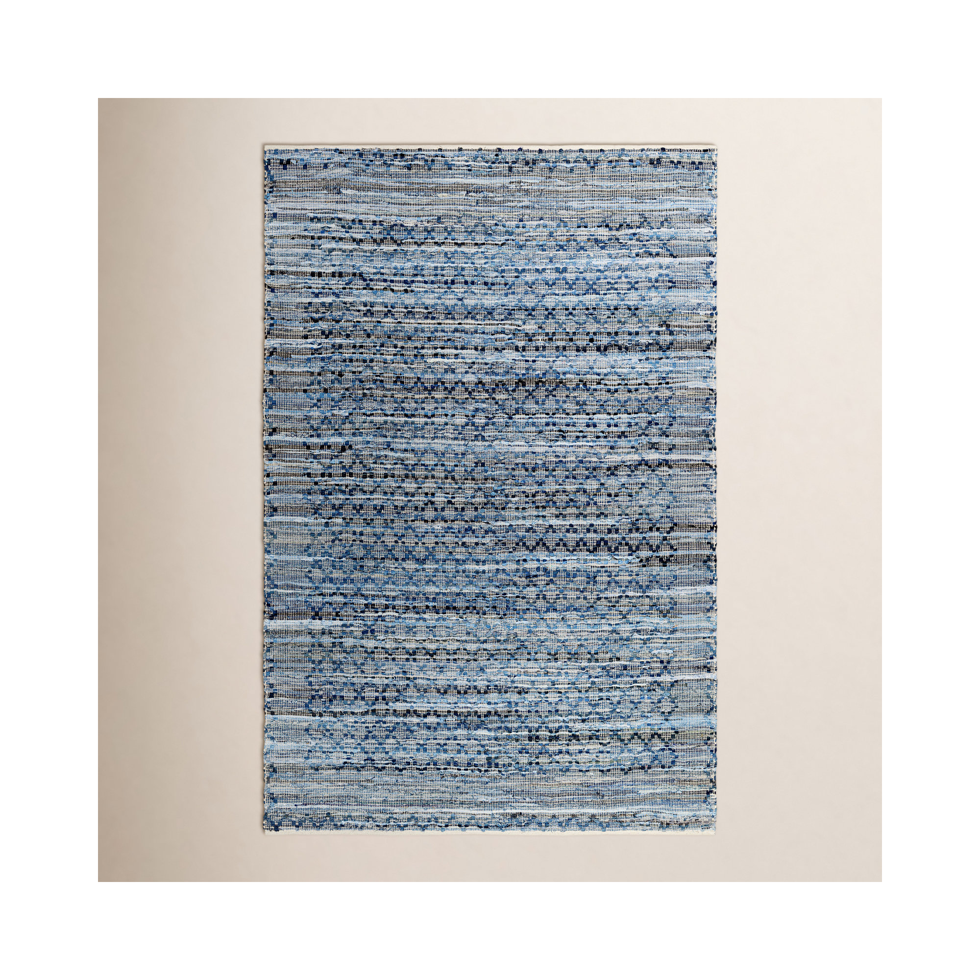Caila Handmade Recycled P.E.T Gray Rug, Rectangle 8' x 10'
