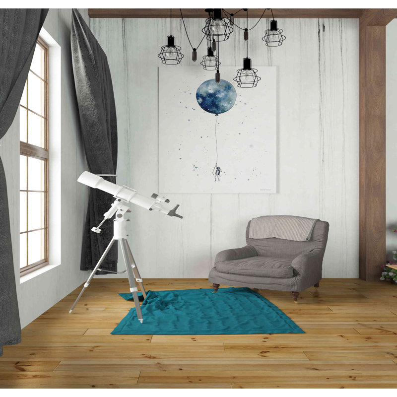«Moon Balloon» par Rachel Nieman, art mural sur toile, H 30 po x l 26 po x P 1,5 po