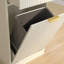 Armoire à poubelle inclinable avec tiroir Vosburgh-2084817760