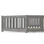 Grand lit plateforme en bois de pin pour enfants avec garde-corps de sécurité et porte d'entrée, grain de bois gris classique