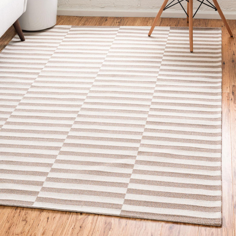 Tapis taupe / ivoire en coton Veneto, Rectangle 4 pi 2 po x 6 pi