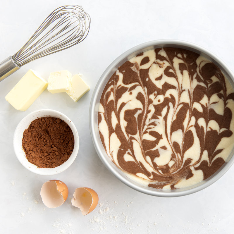 Brilliant 9" Round Pan