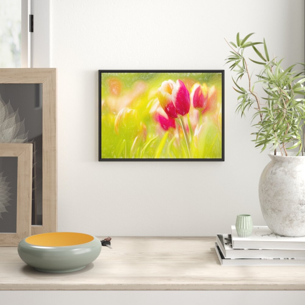 Gerahmtes Wandbild Blühende Tulpen