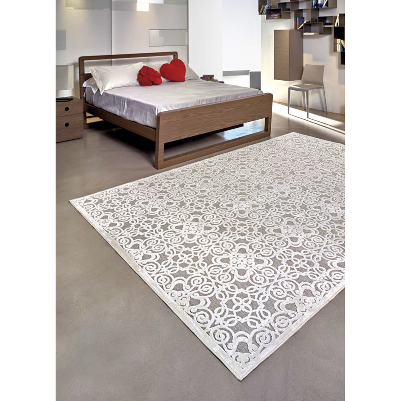Artin Floral Hand Woven Area Rug, Rectangle 160 x 230cm