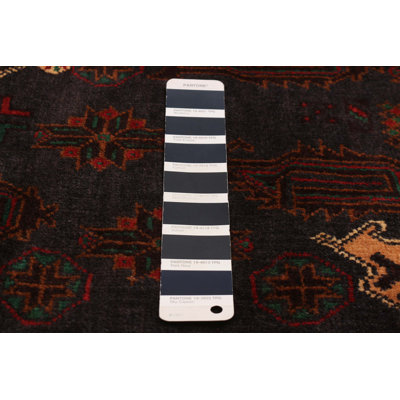 Tapis bleu marine Teimani 3 pi 10 po x 6 pi 8 po