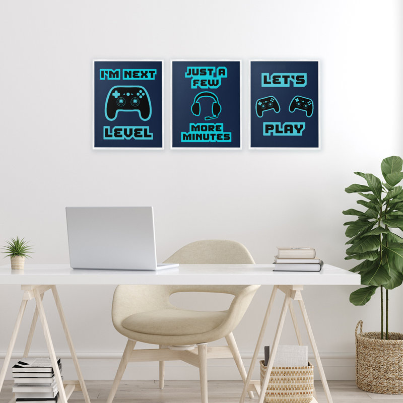 Ensemble de giclées encadrées 3 pièces Retro Blue Gaming Words, design par Marcus Prime, H 14 po x l 11 po