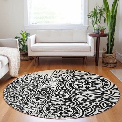Tapis noir Prisco lavable à la machine de qualité supérieure