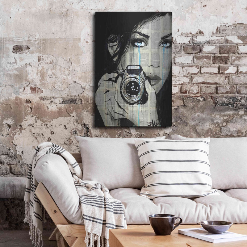 «Caught» par Loui Jover, H 36 po x l 24 po