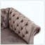 Fauteuil club Chesterfield pour un siège confortable dans le salon ou le salon