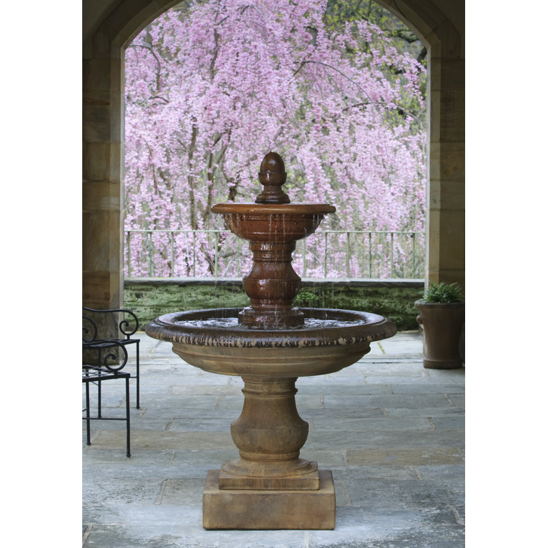 Fontaine en béton San Pietro, Pietra Nuova