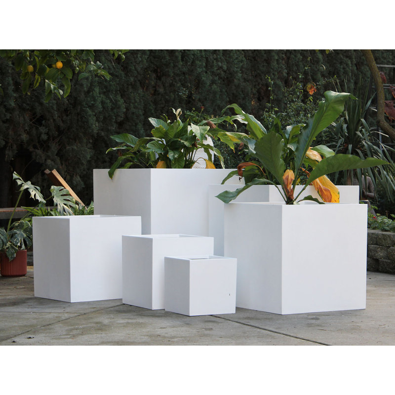 Pots de fleurs cubiques extra larges en fibre de verre légère, lot de 6 - Intérieur/Extérieur, L 31,5 po x H 31,5 po, Blanc