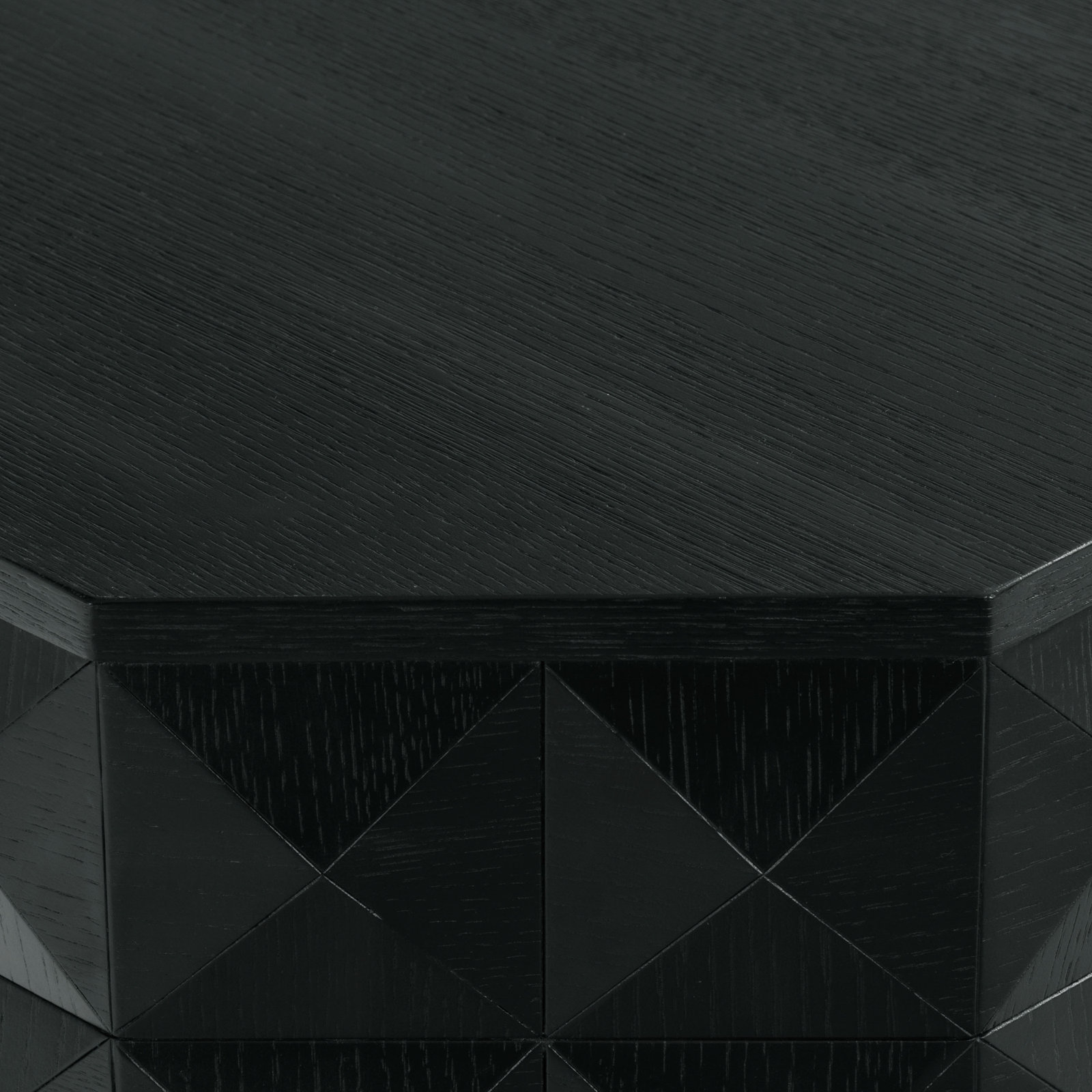 Iriye 20" End Table, Black