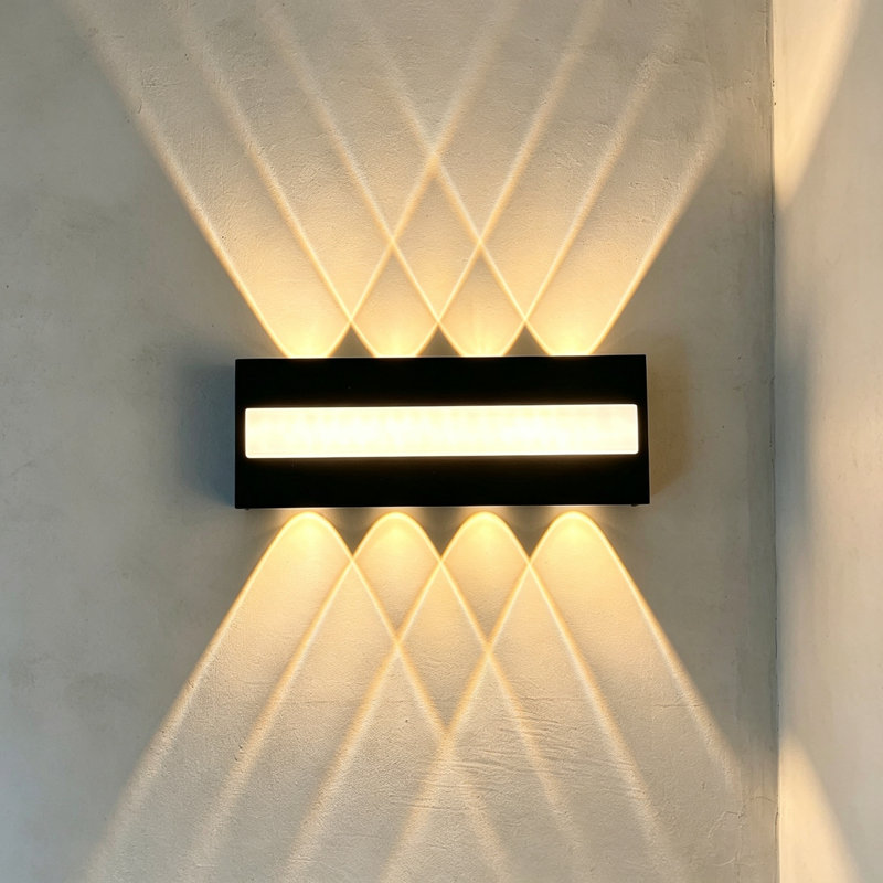 Black Plug-in Integrated LED Outdoor Sconce